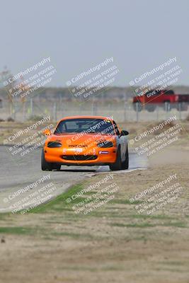 media/Oct-25-2025-CalClub SCCA (Sat) [[34c778dfbe]]/Group 4/Qualifying/